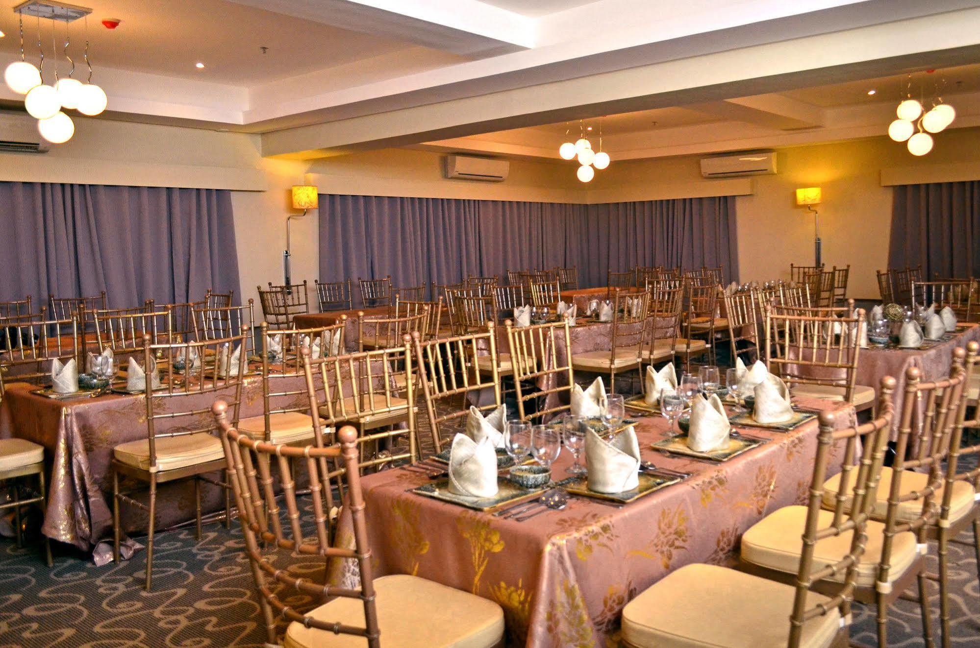 The Oriental Hotel Bataan ماريفيليس المظهر الخارجي الصورة